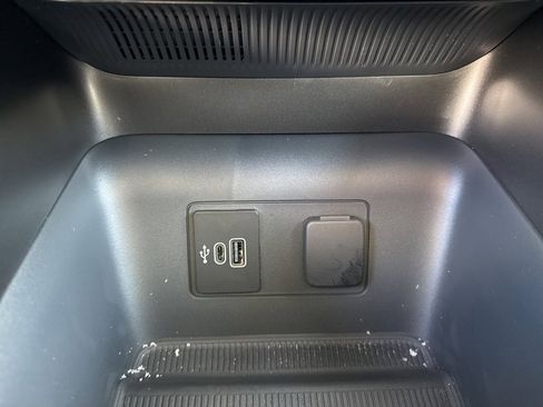 New 2026 Ford Explorer Active w/ Active Comfort Package image 43