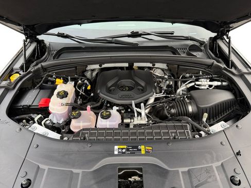 Used 2023 Jeep Grand Cherokee 4WD 4xe w/ Luxury Tech Group II image 24