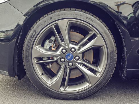 Used 2017 Ford Fusion Sport w/ Equipment Group 401A AWD/4WD image 19