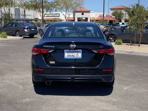 Used 2025 Nissan Sentra SR FWD image 5