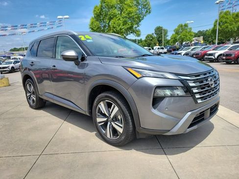 Certified 2024 Nissan Rogue SL w/ SL Premium Package AWD/4WD image 1