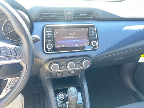 New 2025 Nissan Versa SV w/ Trunk Package image 19