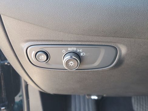 Used 2024 Chevrolet Equinox LS w/ Midnight Edition image 17