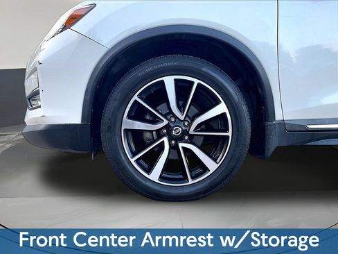 Used 2019 Nissan Rogue SL w/ Premium Package FWD image 34