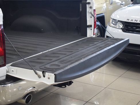 Used 2018 RAM 1500 Big Horn RWD image 17