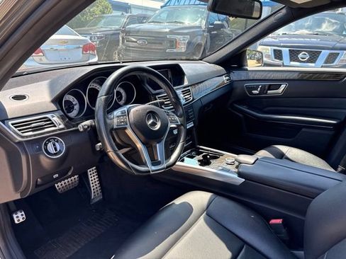 Used 2016 Mercedes-Benz E 350 4MATIC Sedan w/ Premium Package image 10