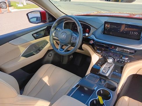 Used 2023 Acura MDX SH-AWD image 10