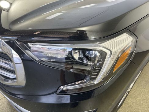 Used 2020 GMC Terrain SLT image 27