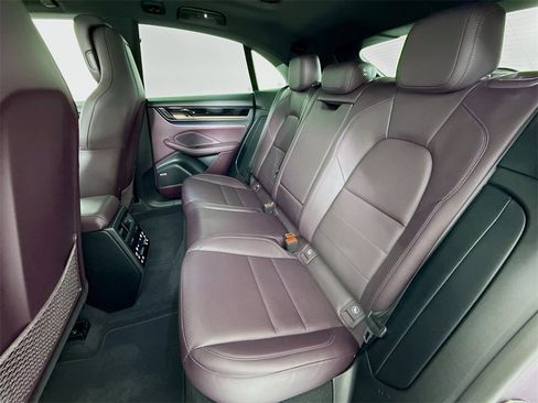 Used 2024 Porsche Macan 4 Electric image 24