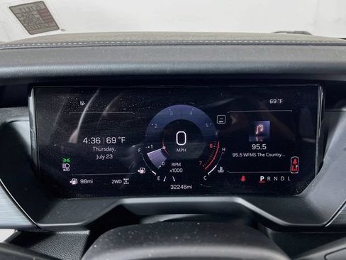 Used 2026 GMC Acadia Elevation w/ Elevation Premium Package AWD/4WD image 14