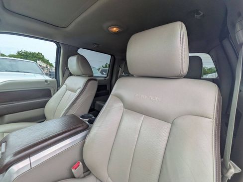Used 2010 Ford F150 Platinum AWD/4WD image 14