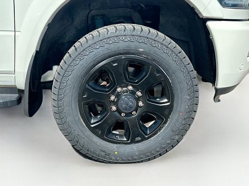 Used 2018 RAM 2500 Laramie w/ Sport Appearance Group AWD/4WD image 11