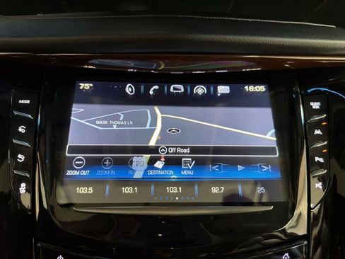 Used 2017 Cadillac Escalade Premium Luxury AWD/4WD image 21