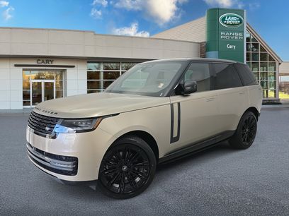 New 2025 Land Rover Range Rover SE