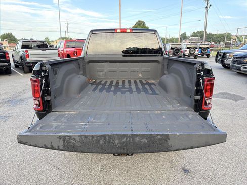 Used 2026 RAM 2500 Big Horn AWD/4WD image 17