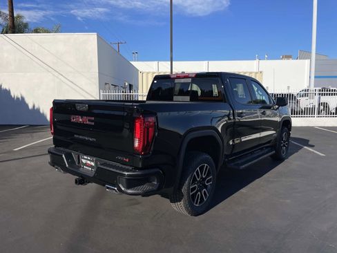 New 2026 GMC Sierra 1500 AT4 w/ AT4 Premium Package image 5