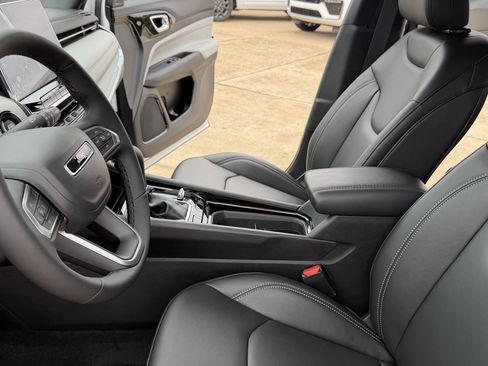 New 2026 Jeep Compass Limited AWD/4WD image 13