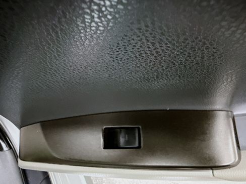 Used 2023 Toyota Camry SE w/ Convenience Package image 31