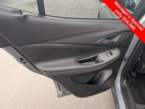 Used 2023 Buick Encore GX Essence w/ Experience Buick Package image 9