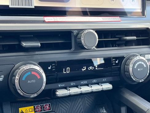 New 2025 Toyota Tacoma TRD Off-Road image 22