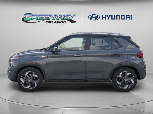 Certified 2025 Hyundai Venue Limited FWD image 5
