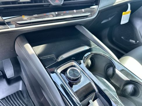 New 2026 Buick Envision Preferred AWD/4WD image 27