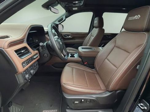 Used 2024 Chevrolet Tahoe High Country image 25