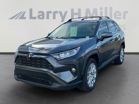 Certified 2019 Toyota RAV4 XLE Premium image 1