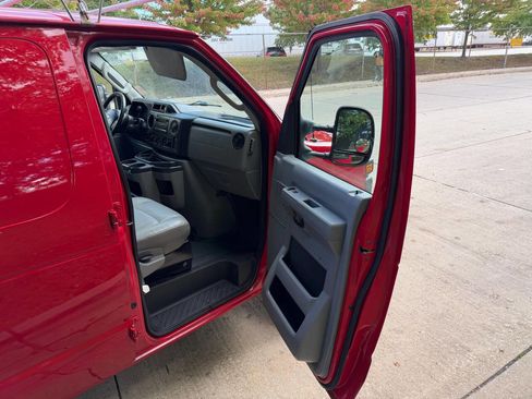 Used 2013 Ford E-250 and Econoline 250 E 250 3dr Cargo Van w/ Commercial Cargo Van Pkg image 17