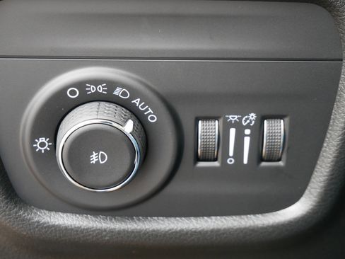 New 2026 Jeep Grand Cherokee L Limited AWD/4WD image 14