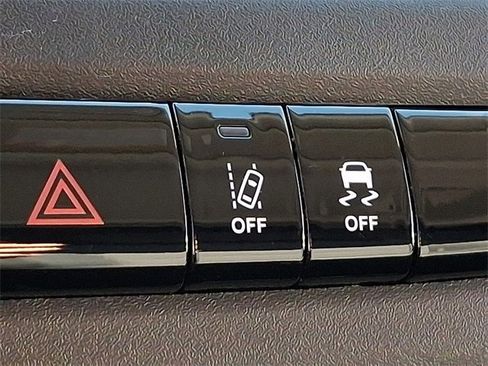 Used 2024 RAM ProMaster 2500 w/ Safety Group image 23