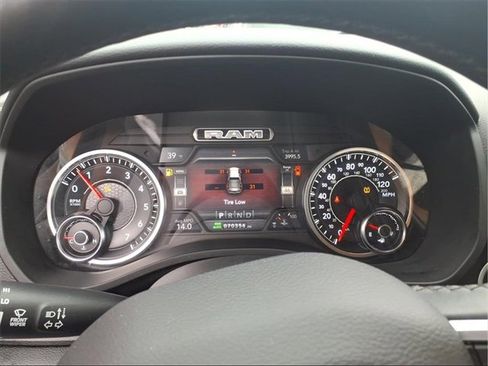 Used 2019 RAM 1500 Big Horn image 16