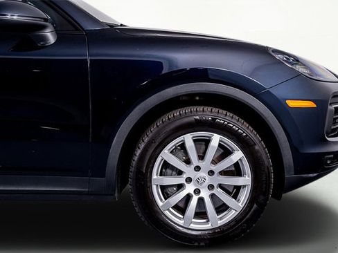 Used 2022 Porsche Cayenne S image 7