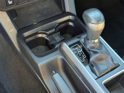 Used 2019 Toyota Tacoma Limited image 28