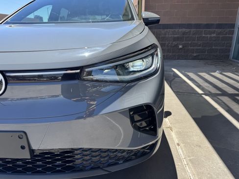 Used 2024 Volkswagen ID.4 S image 11