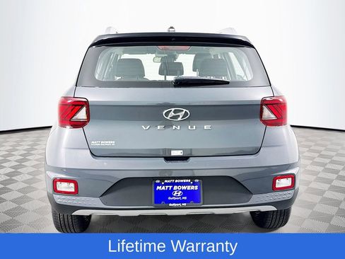 New 2026 Hyundai Venue SEL image 6