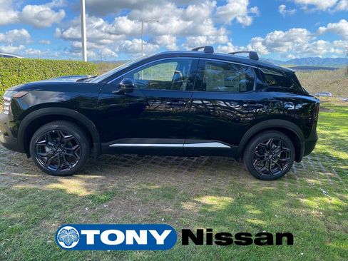 New 2026 Nissan Kicks SR image 22