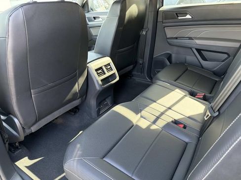 Used 2023 Volkswagen Atlas Cross Sport SE w/ Black Wheel Package AWD/4WD image 10