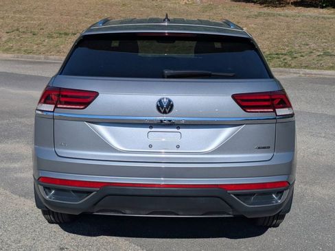 Certified 2023 Volkswagen Atlas Cross Sport SE AWD/4WD image 5