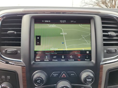 Used 2018 RAM 2500 Laramie image 28