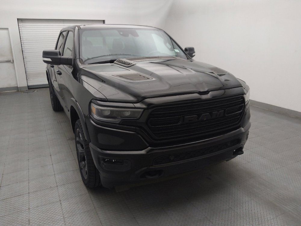 Used 2020 RAM 1500 Limited w/ Black Appearance Package AWD/4WD image 14