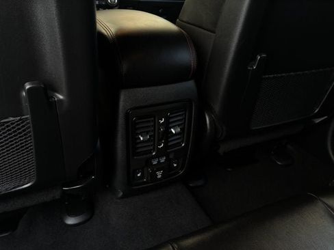Used 2025 Dodge Durango GT AWD/4WD image 19
