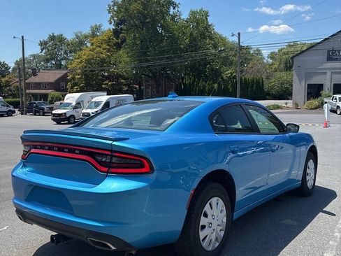 Used 2016 Dodge Charger SXT w/ Rallye Group RWD image 3
