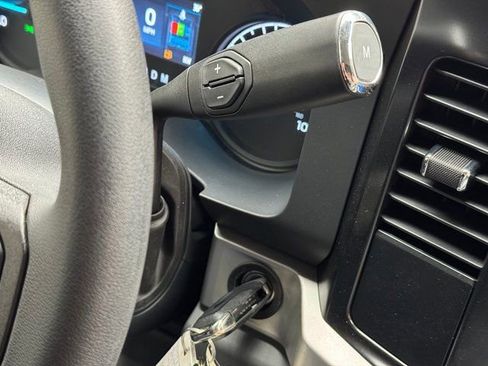 New 2025 Ford F250 XL w/ XL Chrome Package image 21