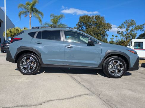 Certified 2025 Subaru Crosstrek 2.0i Premium image 3