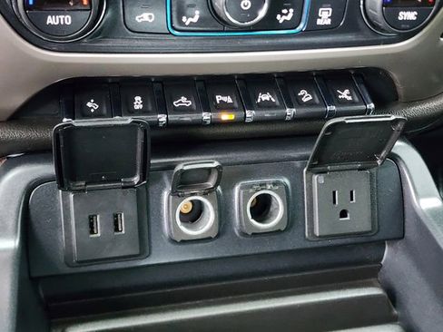 Used 2018 GMC Sierra 1500 Denali w/ Denali Ultimate Package image 27