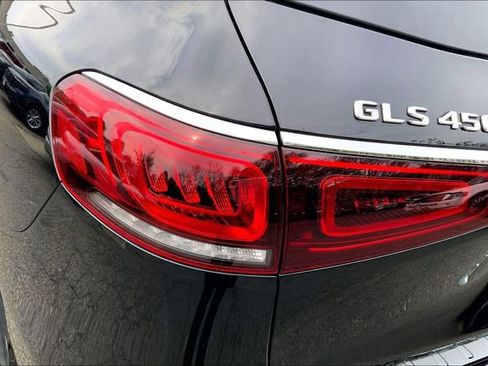 Certified 2022 Mercedes-Benz GLS 450 4MATIC image 25