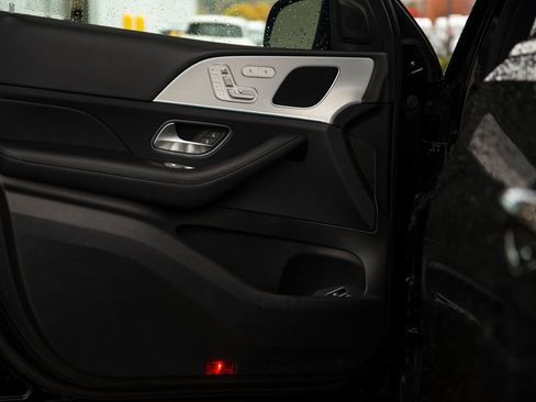 Used 2024 Mercedes-Benz GLE 450e 4MATIC image 15