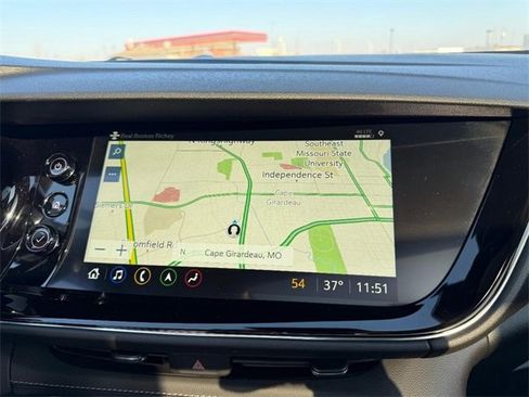 Certified 2023 Buick Envision Avenir image 14