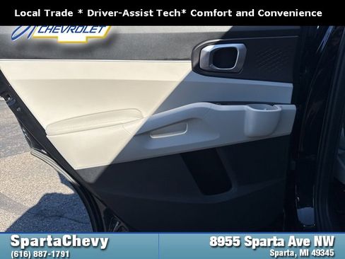 Used 2021 Kia Sorento S image 16